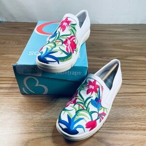 NWB Baretraps Lexi White Floral Embroidered Canvas Slip-On Sneakers Rebound Tech